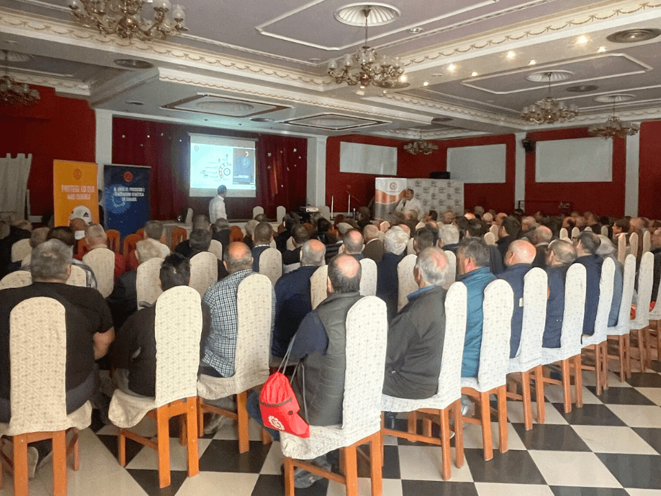 Las Jornada se desarrolló en un salón de actos de la localidad conquense de Villares del Saz.
